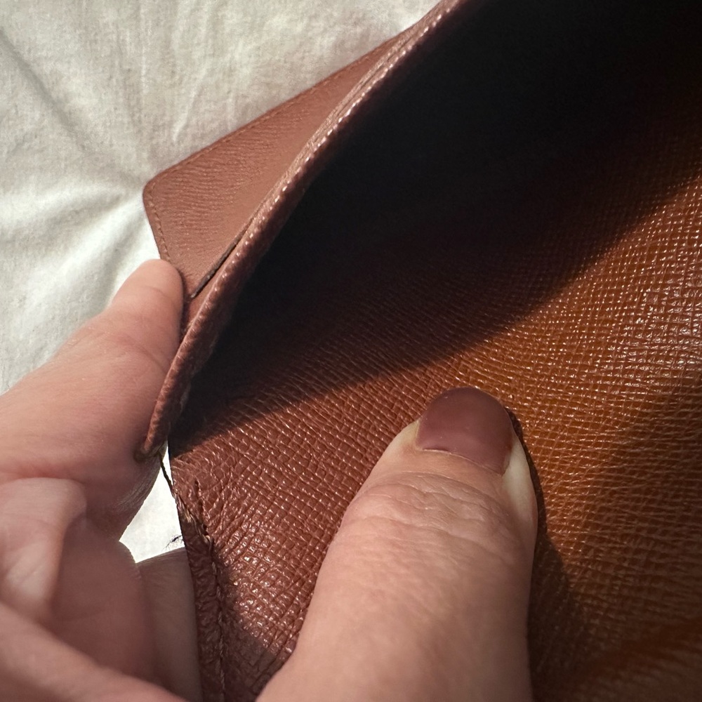 Louis Vuitton Sarah Monogram Wallet - Picture 5 of 6